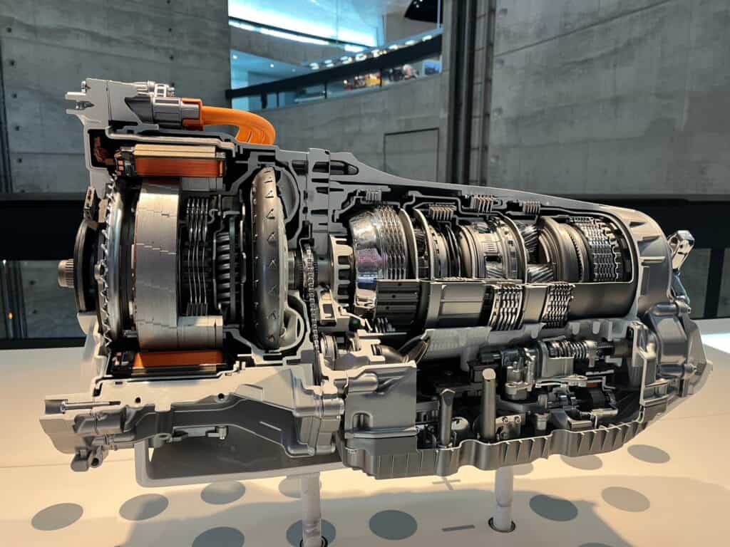 汽車行業與顆粒清潔度關聯|艾科能德精密清洗